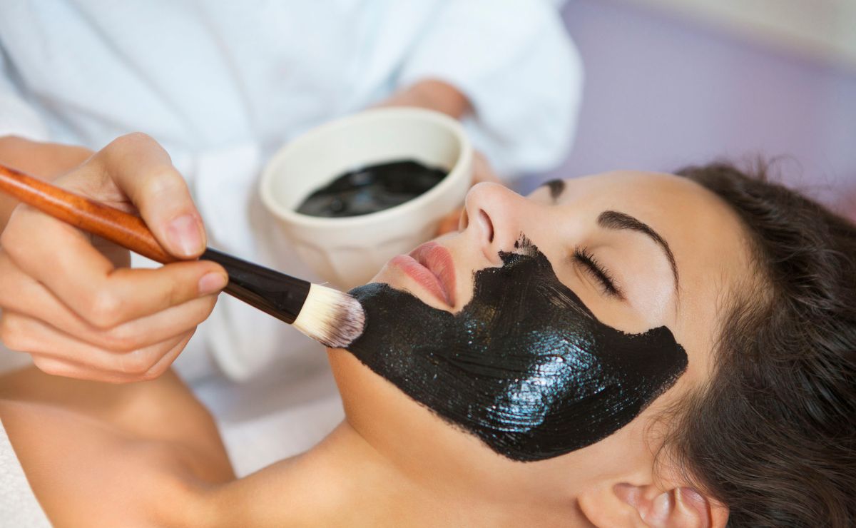 Multuiple Masks How to Multi-Mask and Why It’ll Save Your Skin - HipLatina