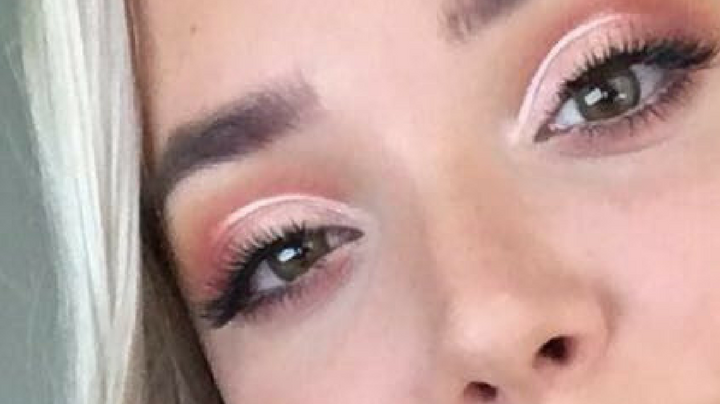 Lore Spring Fresh-Glam HipLatina