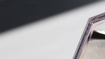 Photo: Unsplash/@peacheepea