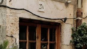 Photo: Unsplash/@sir_moon