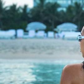 Photo: Instagram/ @FarahPink