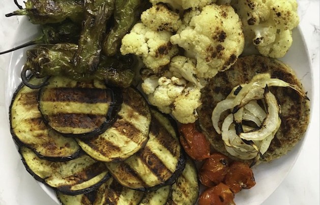 Grillin Chillin HipLatina