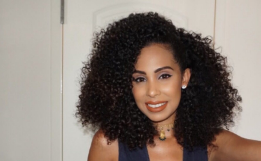 Dominican Curly Hair Blogger Farah Pink’s Tips to Repairing Heat ...