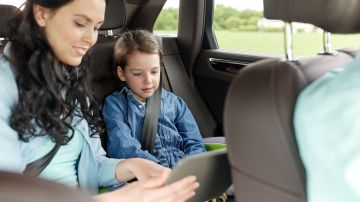 Must-Have Travel Apps for the Family HipLatina