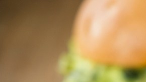 Chipotle Avocado Burger with Chile Poblano HipLatina