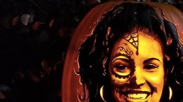 Day of the Dead Selena pumpkin