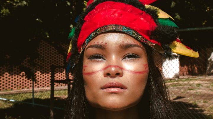 Native American woman Thanksgiving
