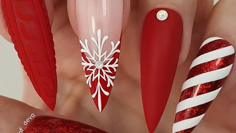 'Tis the Season: 30 Examples of Flawlessly Festive Holiday Nails