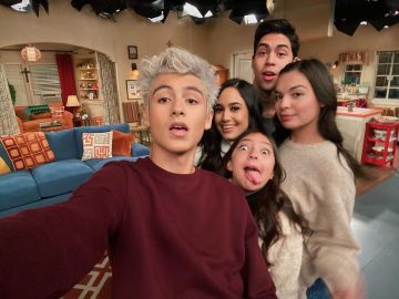 'One Day At a Time' Star Isabella Gomez Gets Real About the Colorism in Hollywood