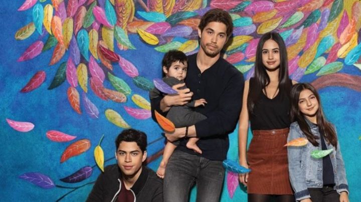 Photo: Instagram/partyoffivetv, CW