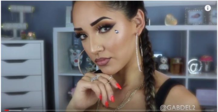 Chilo Makeup 25 Chola Makeup and Hair Tutorials to Watch on YouTube - HipLatina