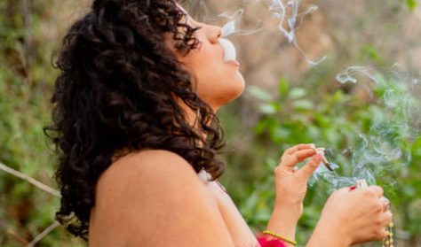 bratty-bruja-marijuana