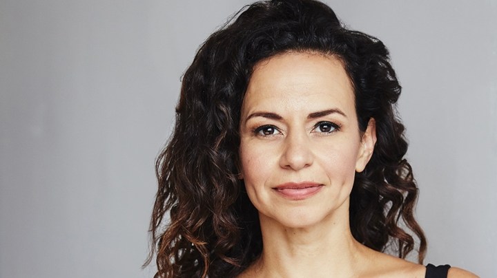 mandy gonzalez hiplatina