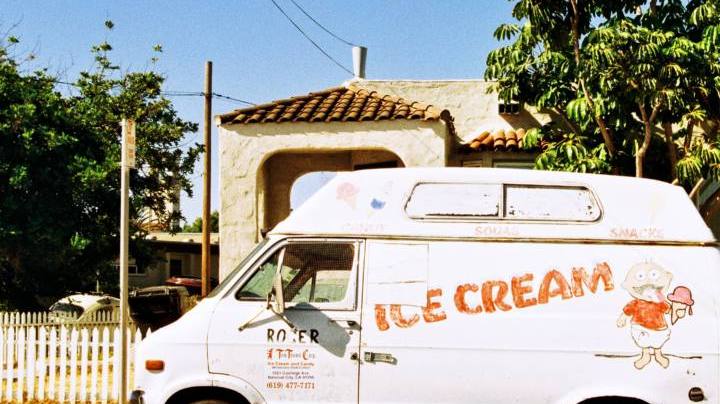 ice-cream-vendor-attack