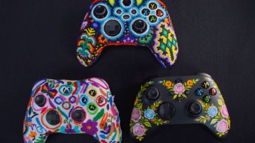 Indigenous Xbox controllers