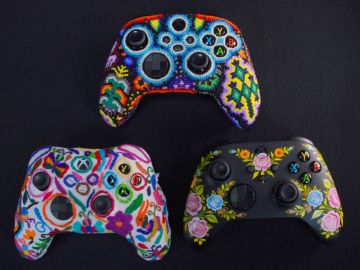 Indigenous Xbox controllers
