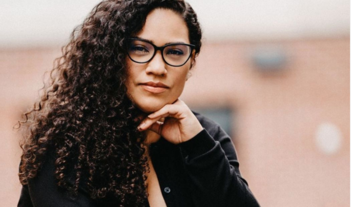 Ona Diaz-Satin hair saint