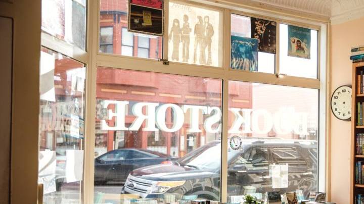 latinx bookstores hiplatina