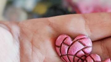 ConchaHeartStudsEtsy