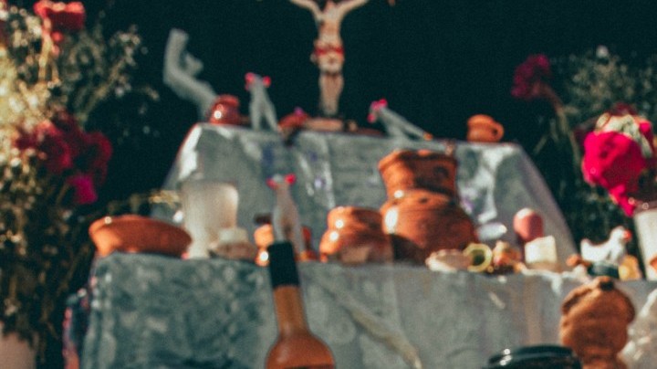 Dia de muertos ofrenda