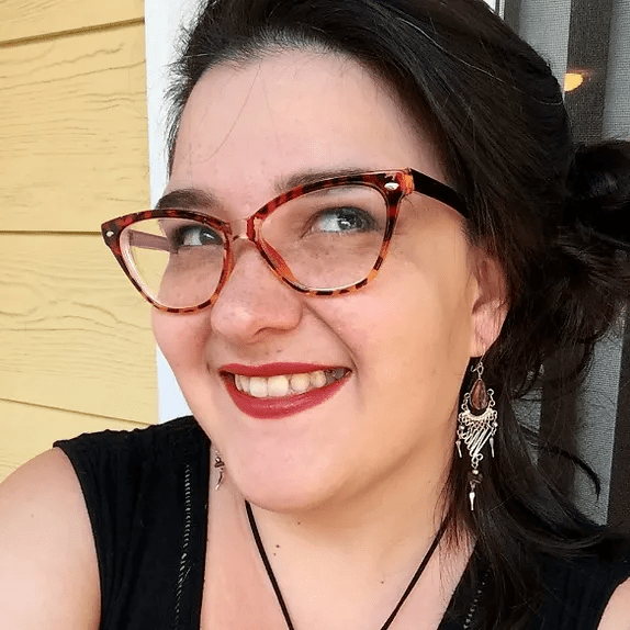 Latina audiobook narrators 2024