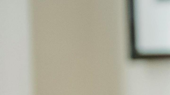 First gen Latinas crabs in bucket