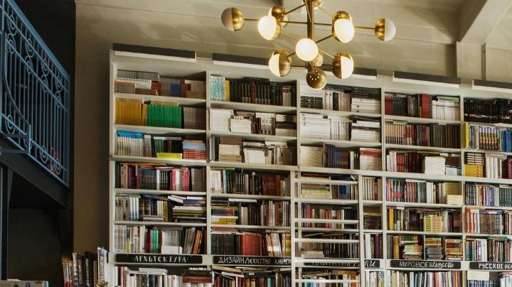 15 Latinx-Owned Bookstores You Need to Check Out