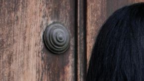 Psychologist Explains Why Why Success Doesn’t Always Feel Like Fulfillment for First-Gen Latinas