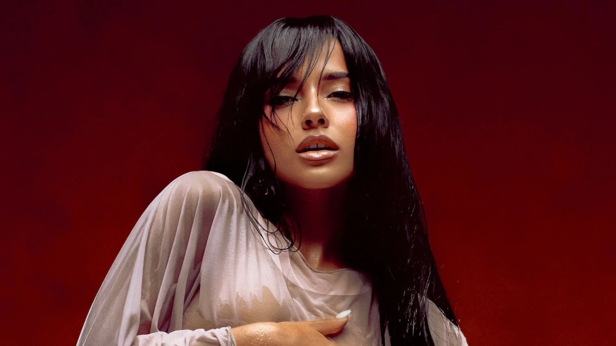 La canción EPA de Becky G convierte la alegría, la comunidad y la cultura mexicana en resistencia