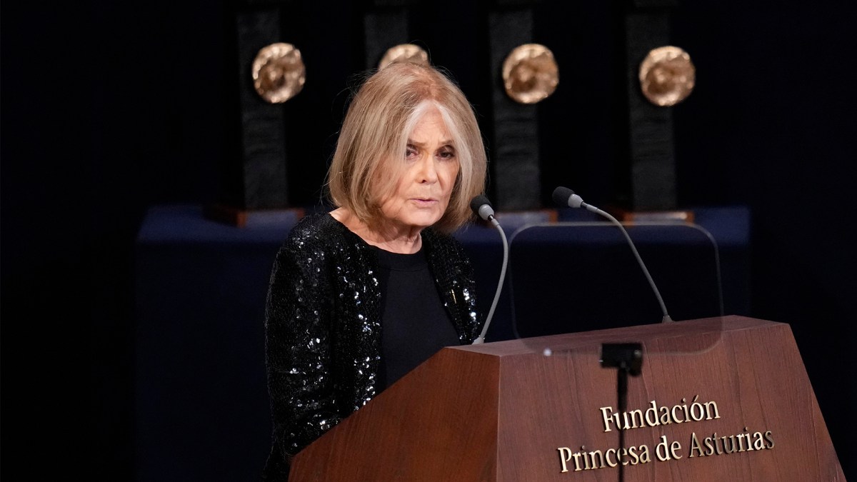 How Gloria Steinem Stood With the Latine Community - HipLatina